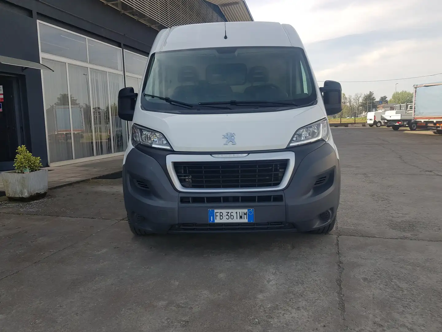 Peugeot Boxer 3.0 HDI  177 CV P.L T.A. OFFICINA MOBILE +IVA Bianco - 2