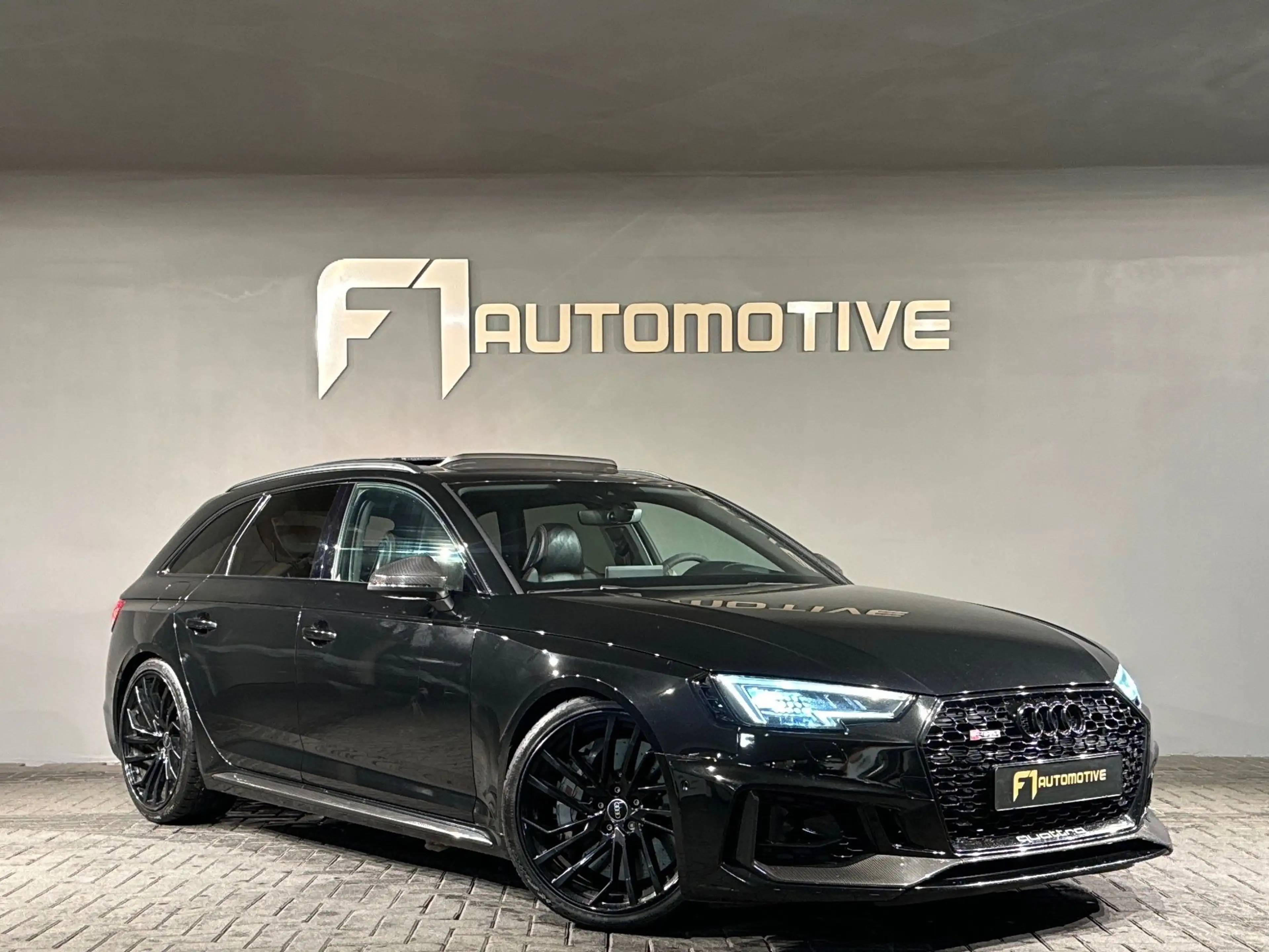 Audi RS4 Avant 2.9 TFSI quattro Ceramic|Pano|HuD|RS Seat|B& — photo 7