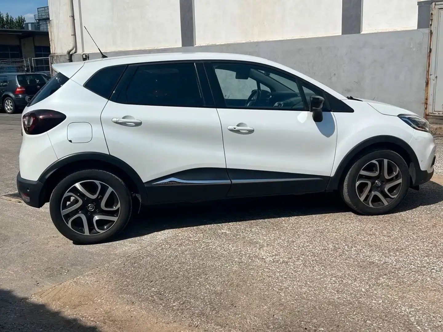 Renault Captur ENERGY TCe 120 Initiale Paris - 2