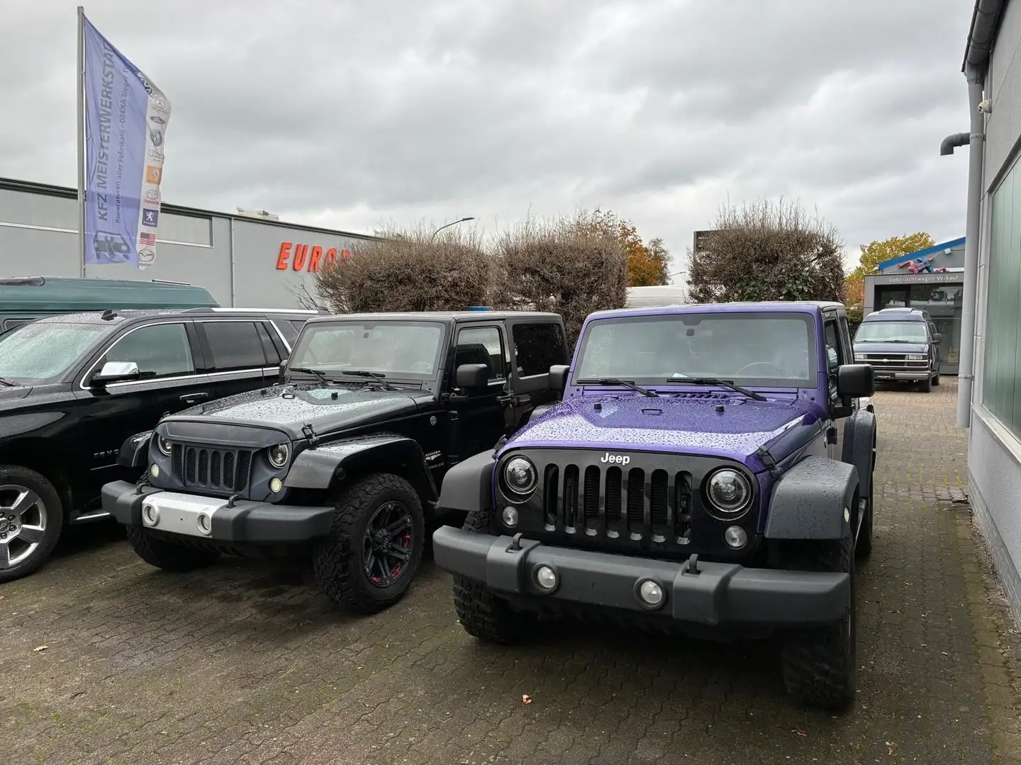 Jeep Wrangler 3,6L Unlimited Sahara 4WD, Automatik Noir - 1