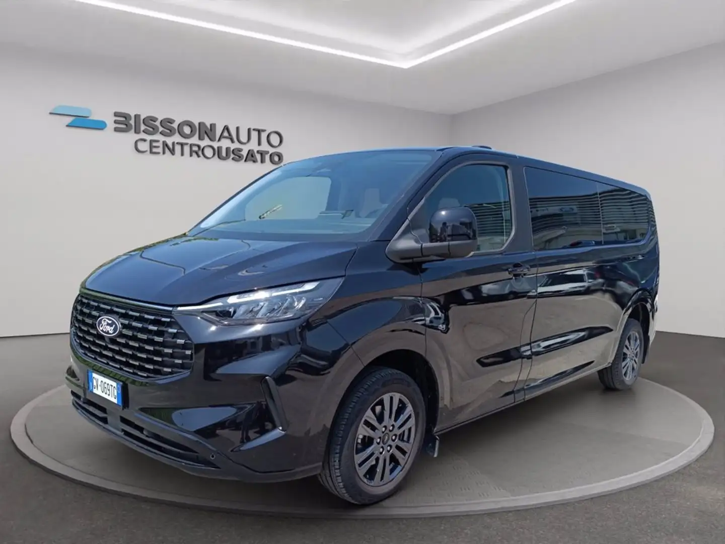 Ford Tourneo Custom V710 320 2.0 ecoblue 136cv Titanium L2H1 A8 Noir - 1