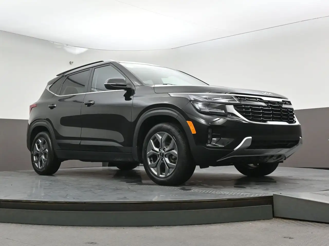 Kia Seltos снимка Kia Seltos
