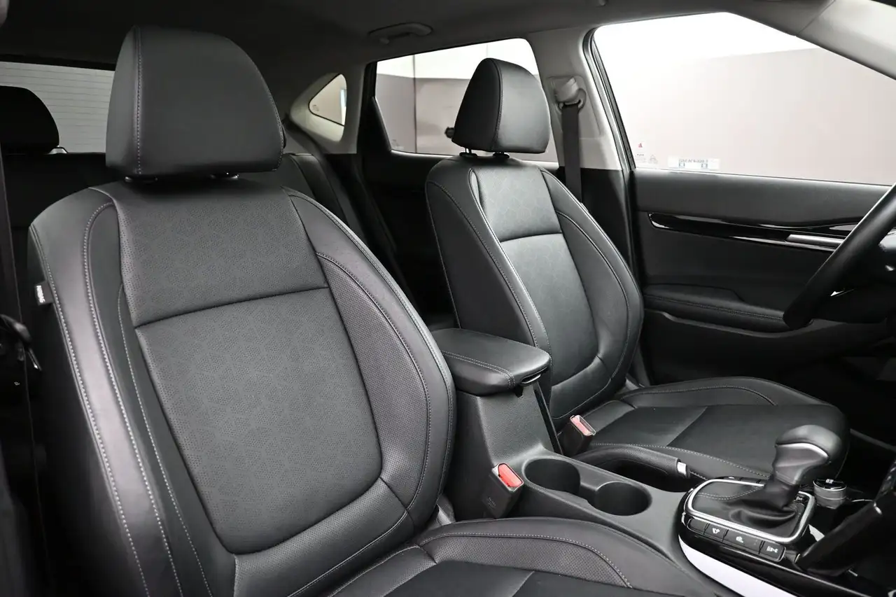 Kia Seltos снимка Kia Seltos