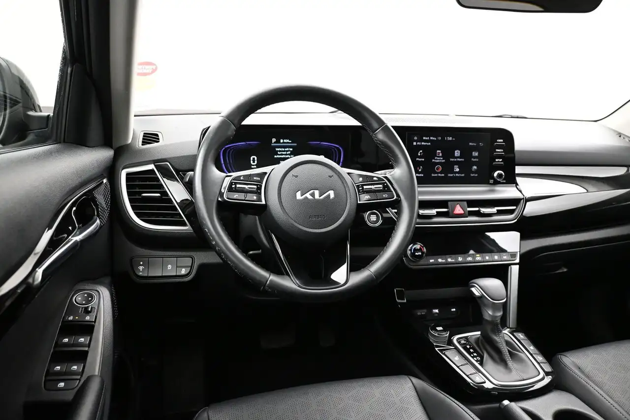 Kia Seltos снимка Kia Seltos