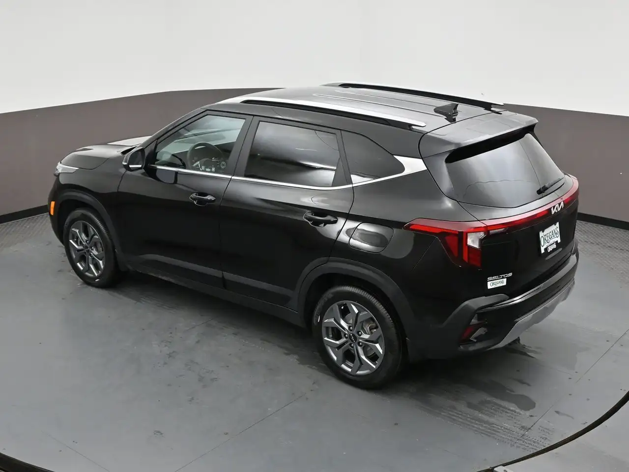 Kia Seltos снимка Kia Seltos