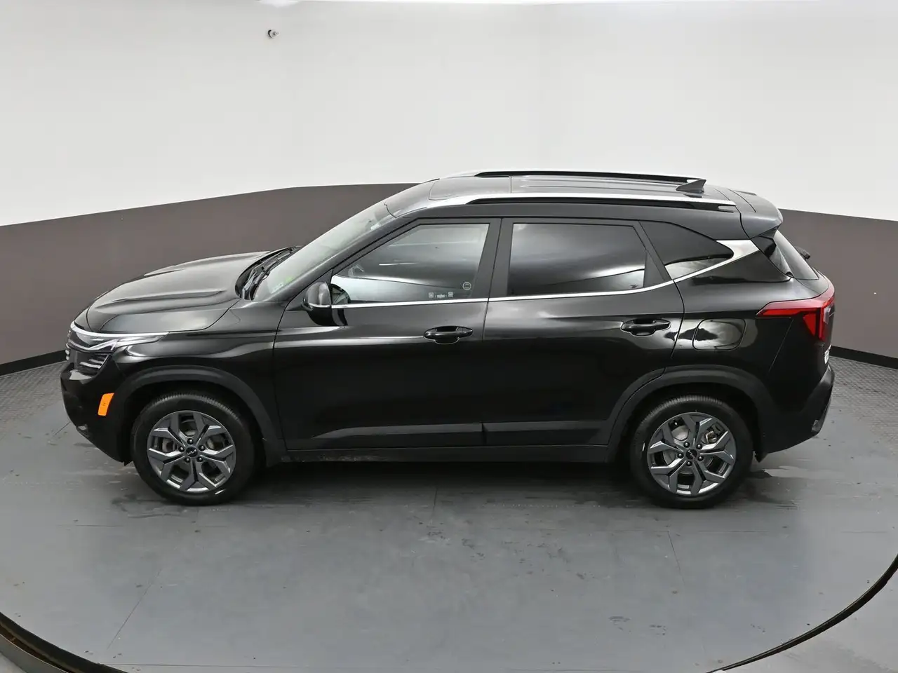 Kia Seltos снимка Kia Seltos