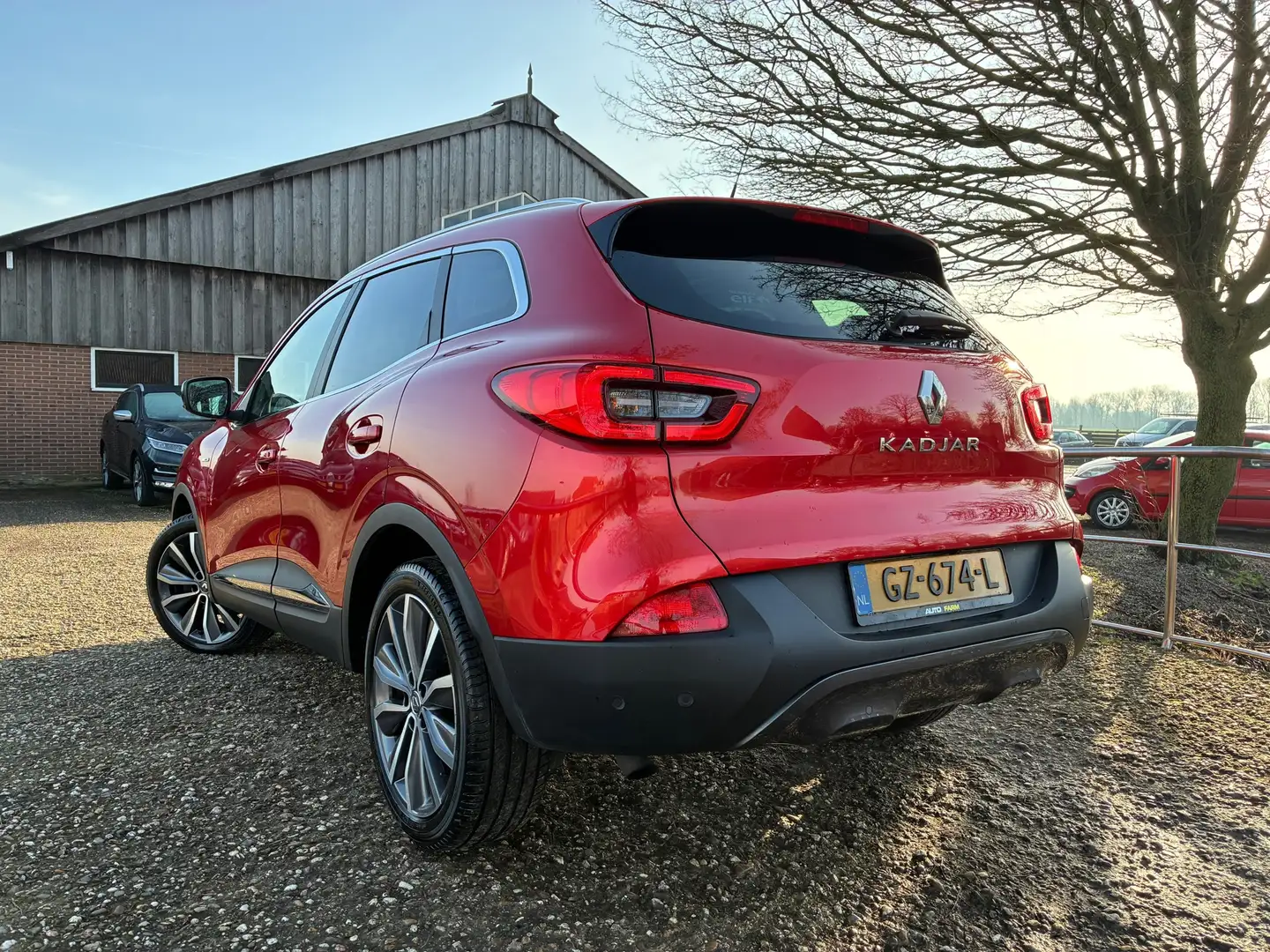 Renault Kadjar 1.2 TCe Bose | Leder + Pano + Key-less + Clima nu Rot - 2