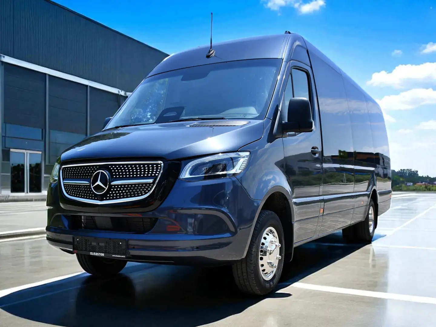 Mercedes-Benz Sprinter OLEASTER VIP LAND XXL Szürke - 2