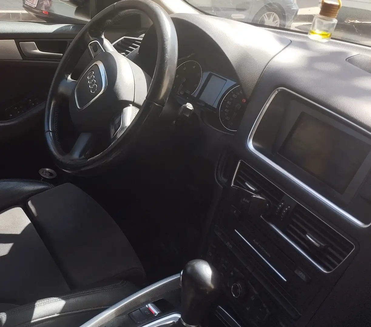 Audi Q5 2.0 TDI quattro Stronic - 2