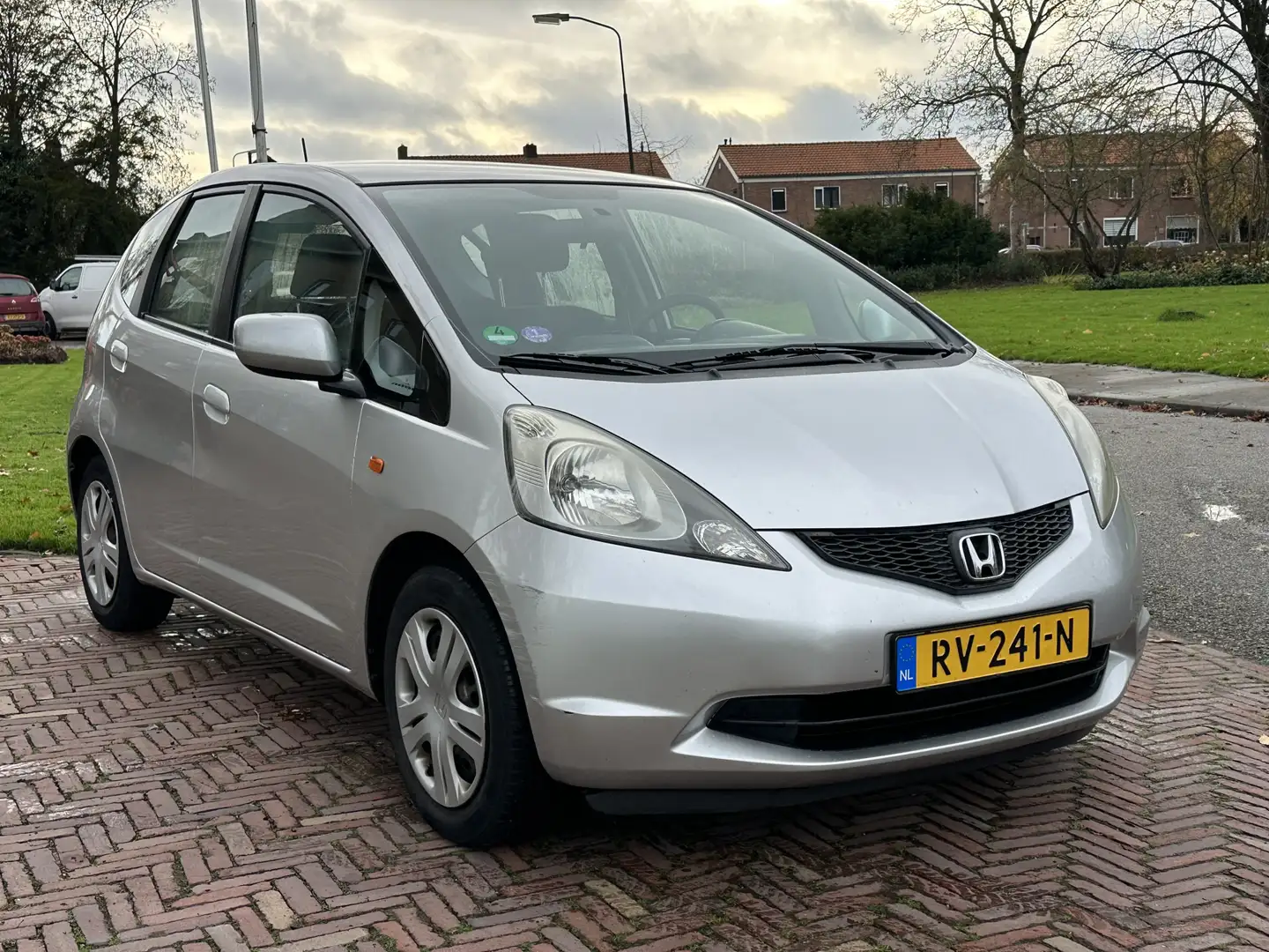 Honda Jazz 1.2 Cool Inruil mogelijk * incl garantie Grijs - 2