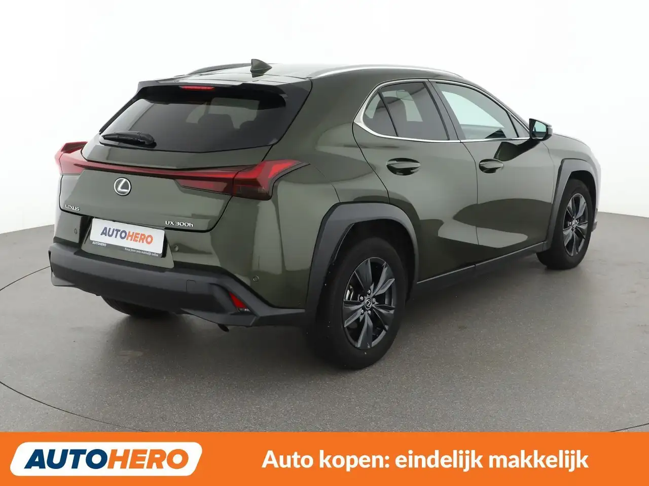 Lexus UX 300h Luxe, миниатюра 6