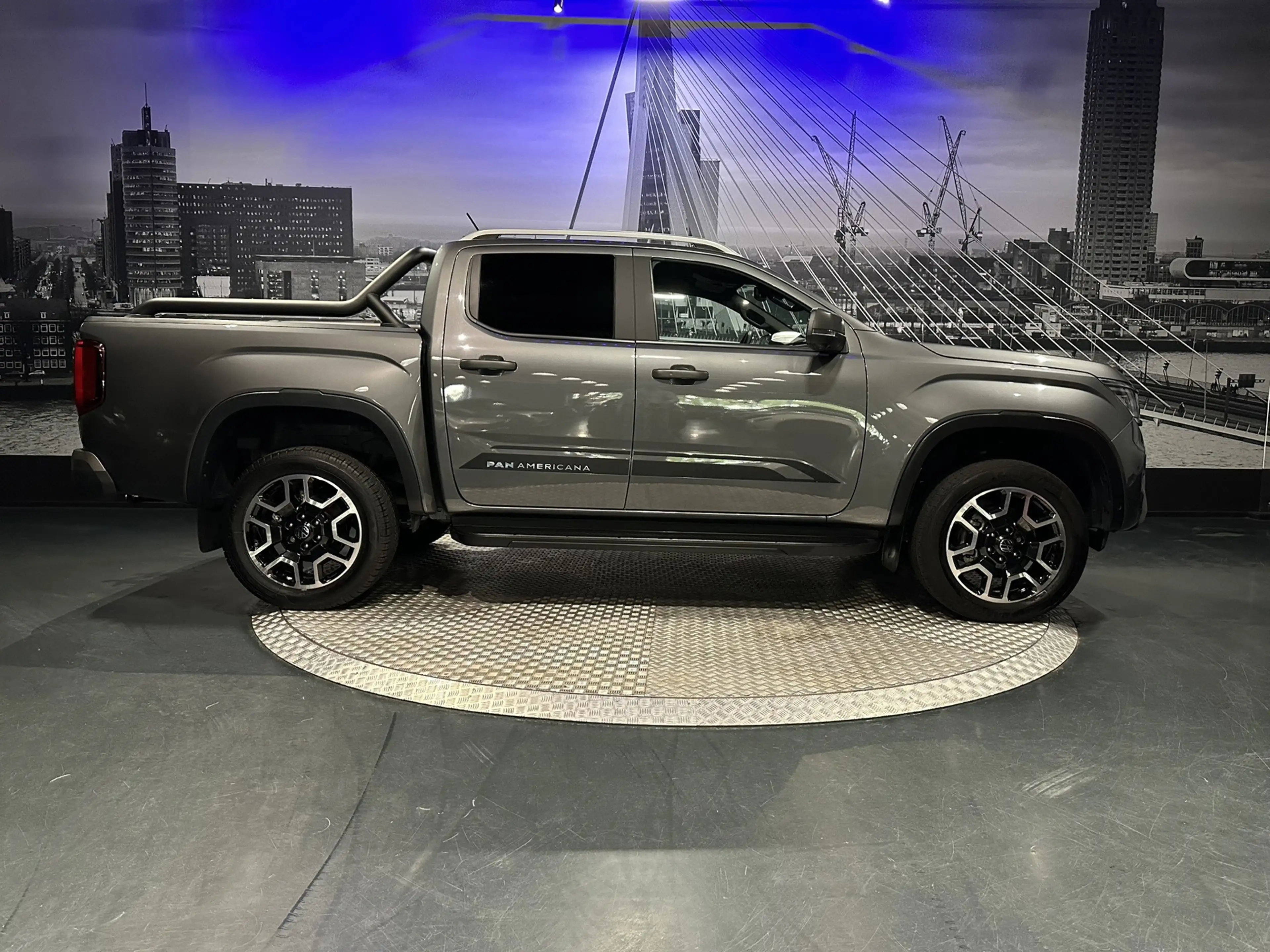 Volkswagen Amarok 3.0 TDI 4Motion Double Cab *360camera*HarmanKardon — photo 2