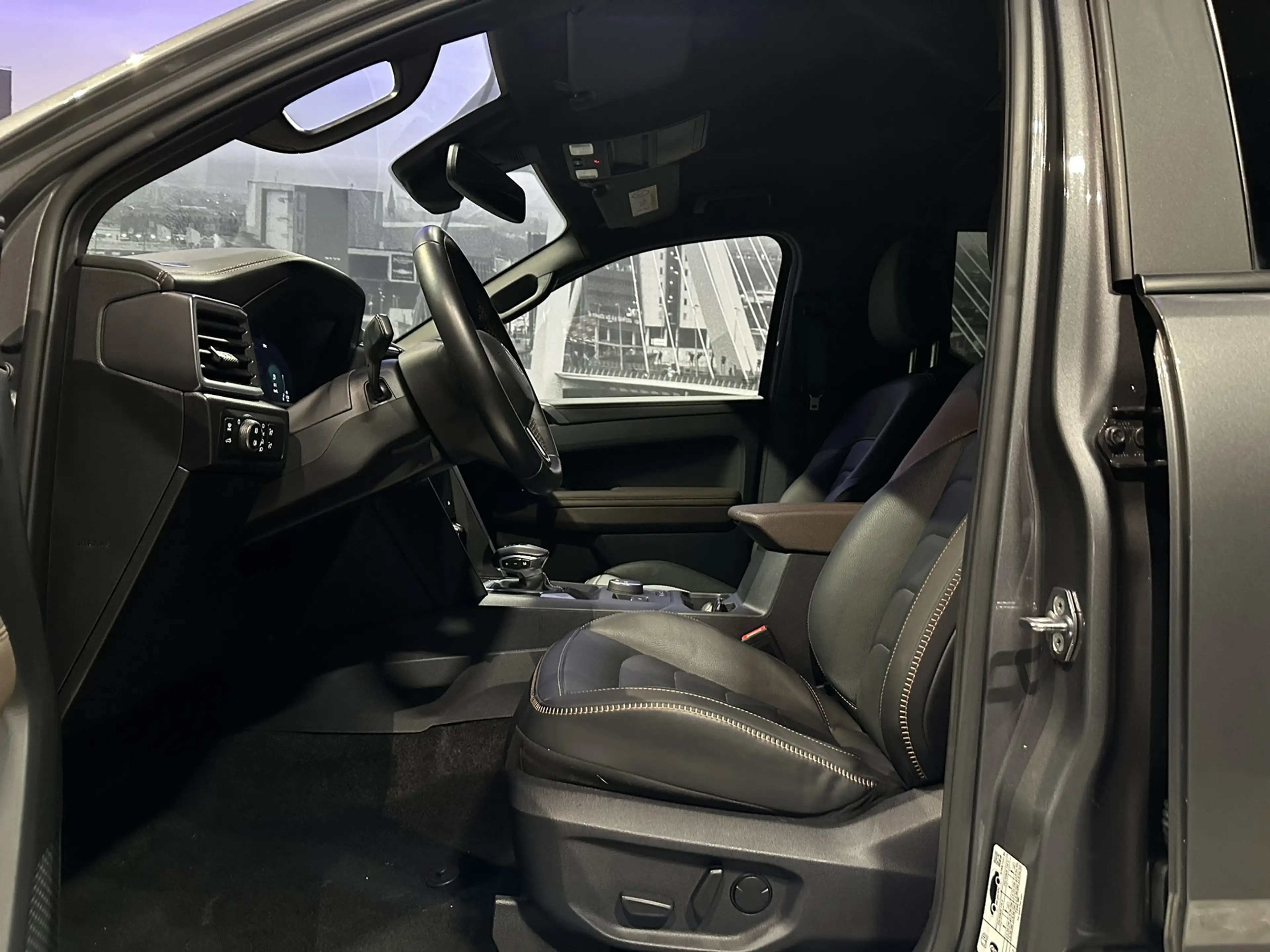 Volkswagen Amarok 3.0 TDI 4Motion Double Cab *360camera*HarmanKardon — photo 4