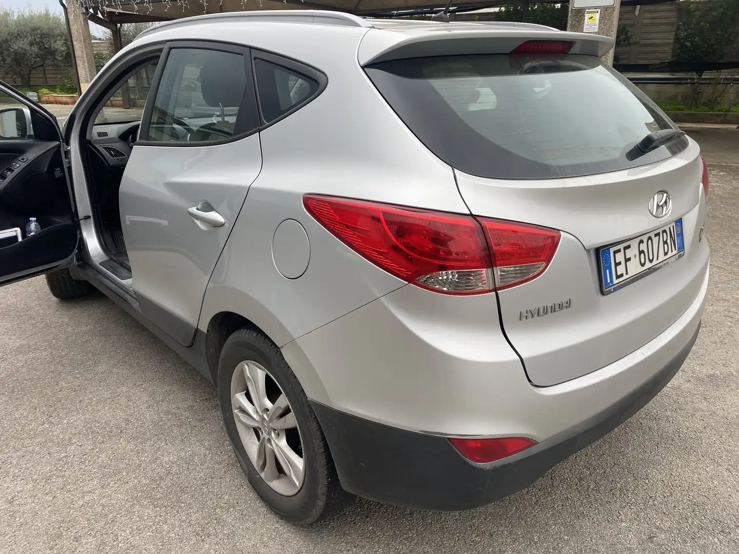 Hyundai iX35 1.7 crdi Comfort 2wd - 2