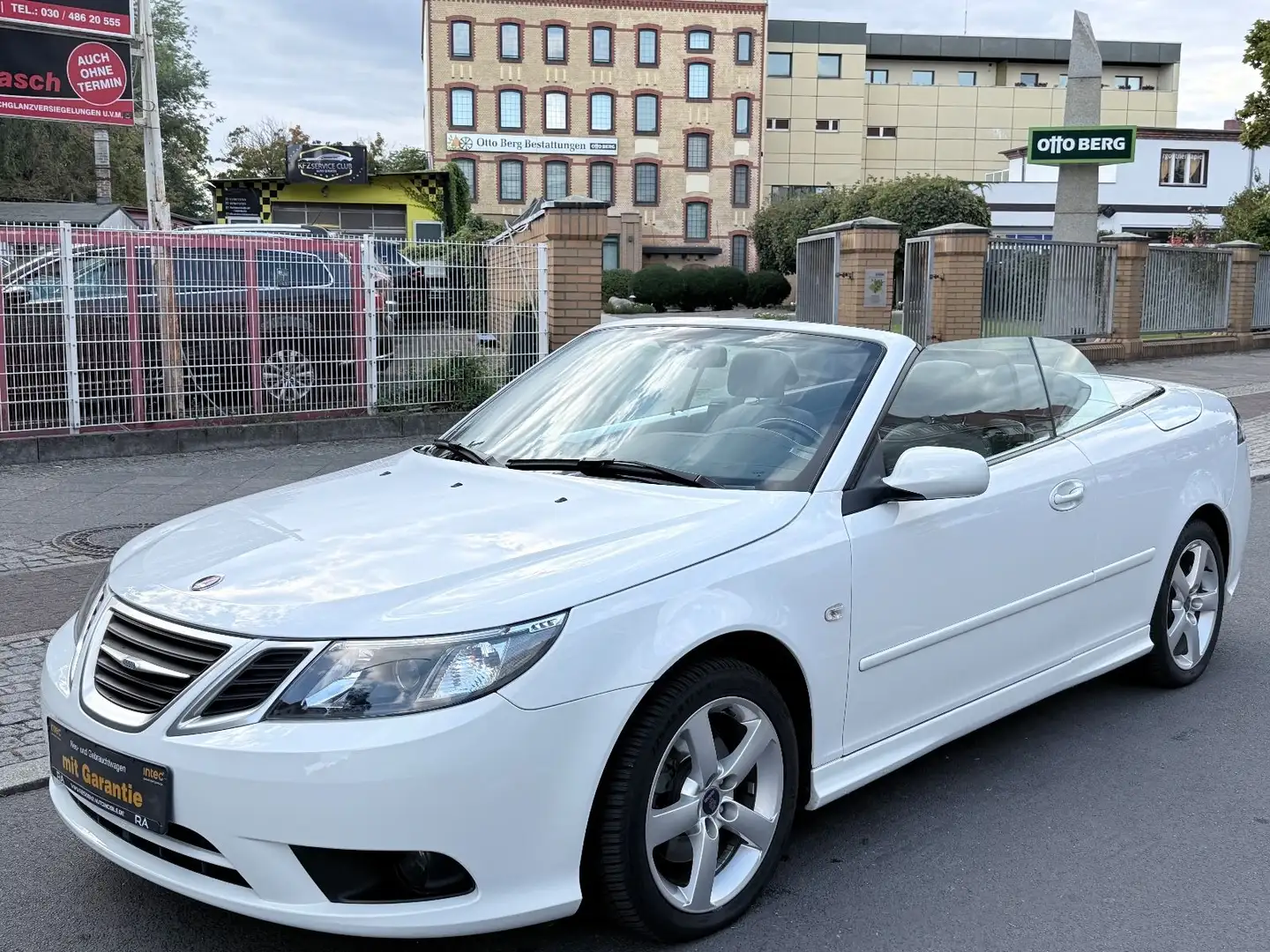 Saab 9-3 1.8t Bio-POWER*CABRIOLET*LEDER*SHZ*2.HAND* Weiß - 1