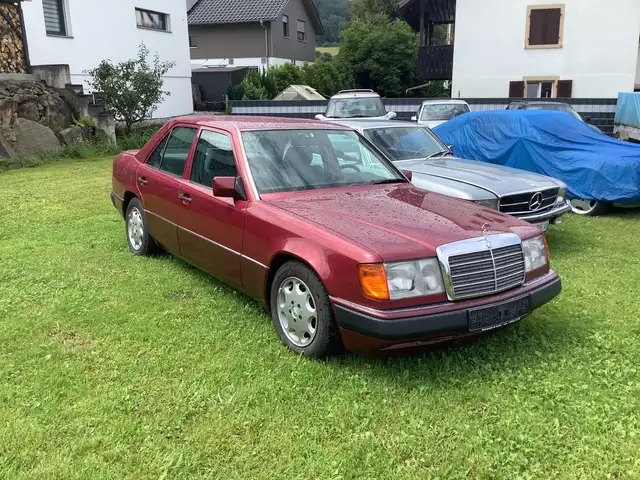 Mercedes-Benz E 300 W124  Oldtimer