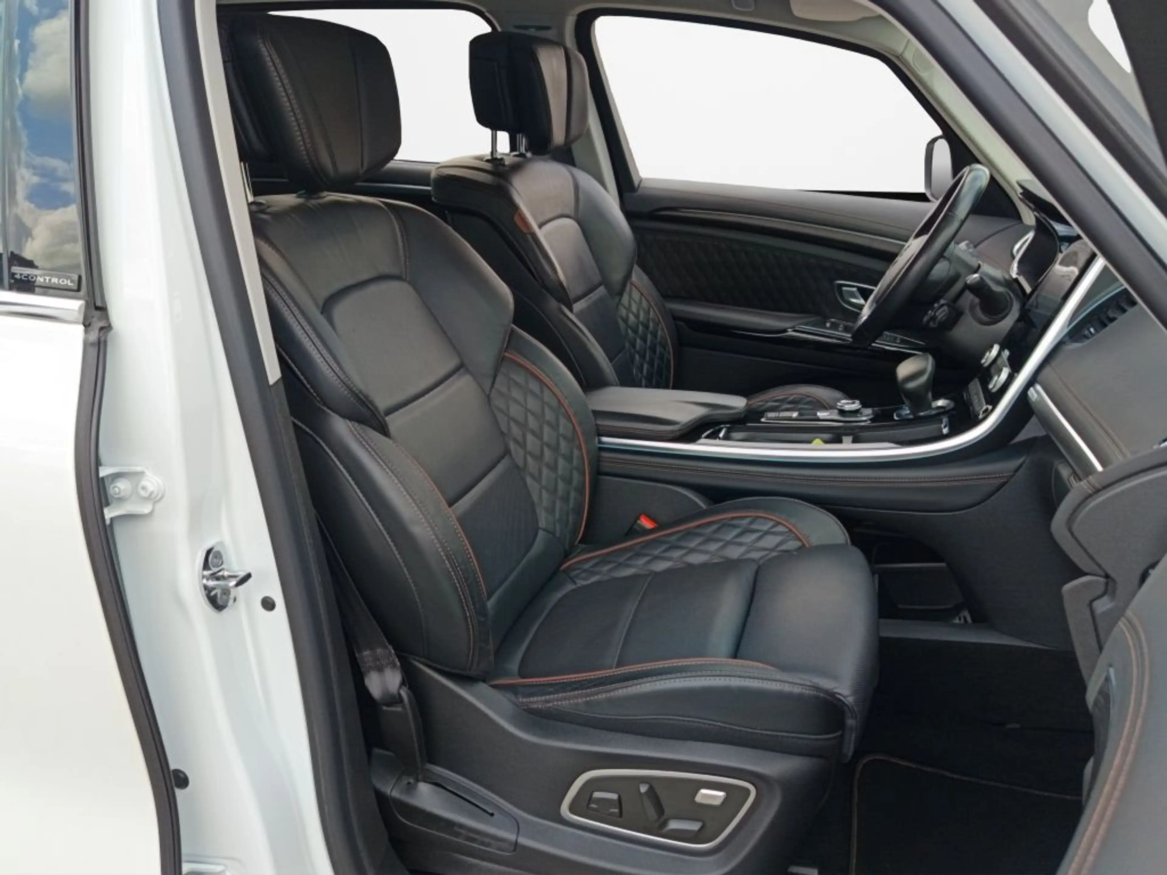 Renault Espace TCe225 EDC GPF INITIALE PARIS AHK — photo 12