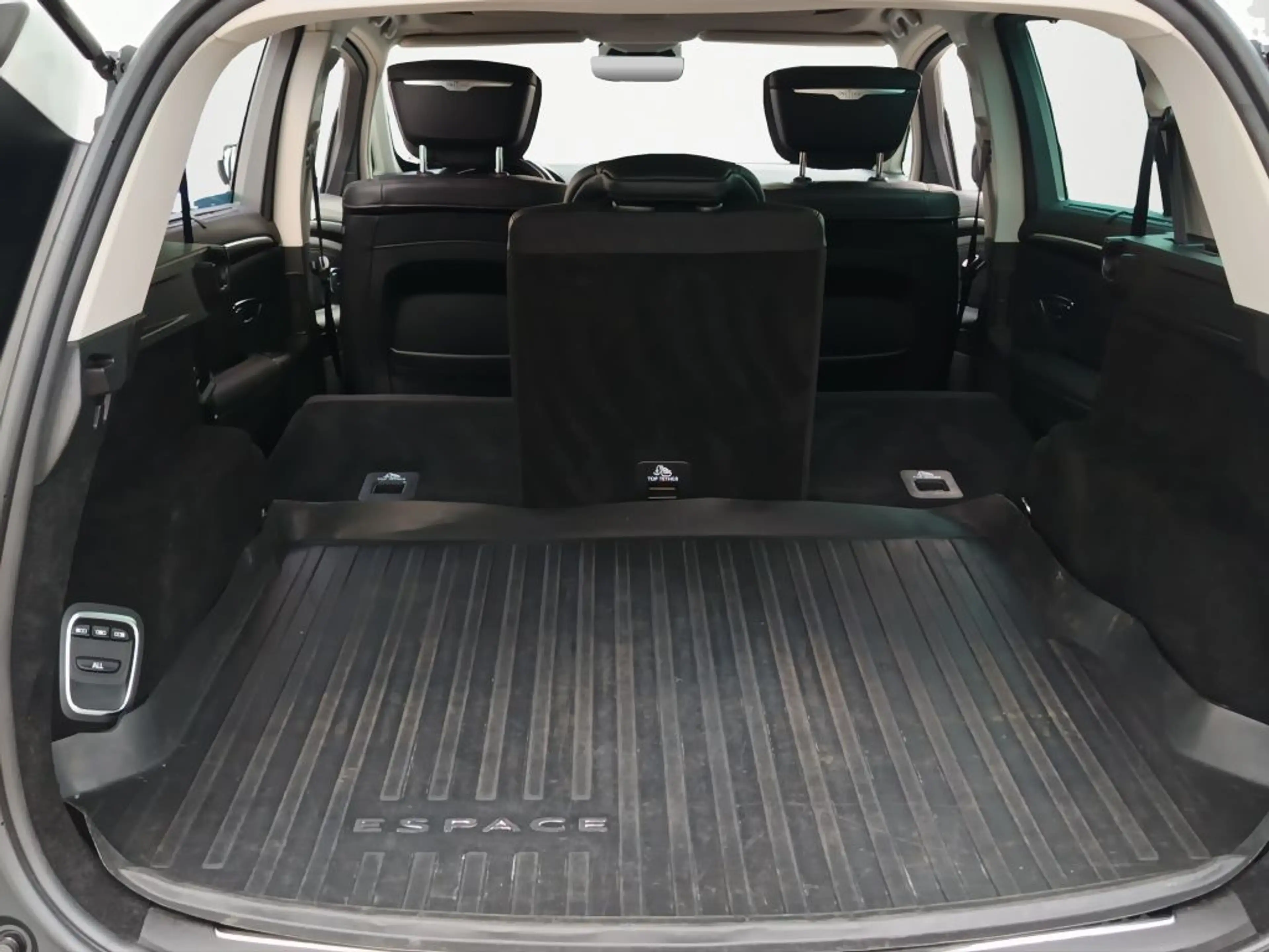 Renault Espace TCe225 EDC GPF INITIALE PARIS AHK — photo 15