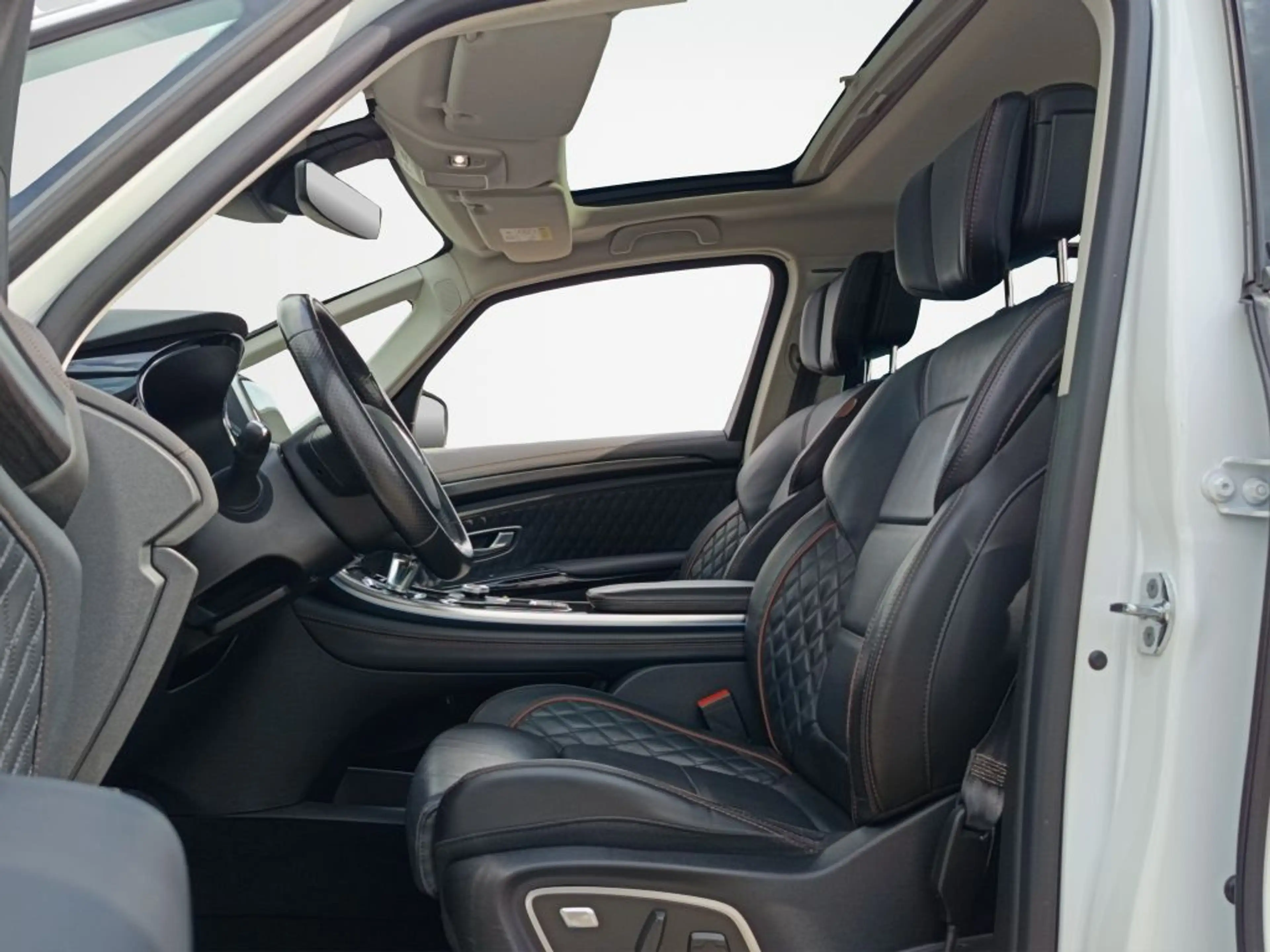 Renault Espace TCe225 EDC GPF INITIALE PARIS AHK — photo 6
