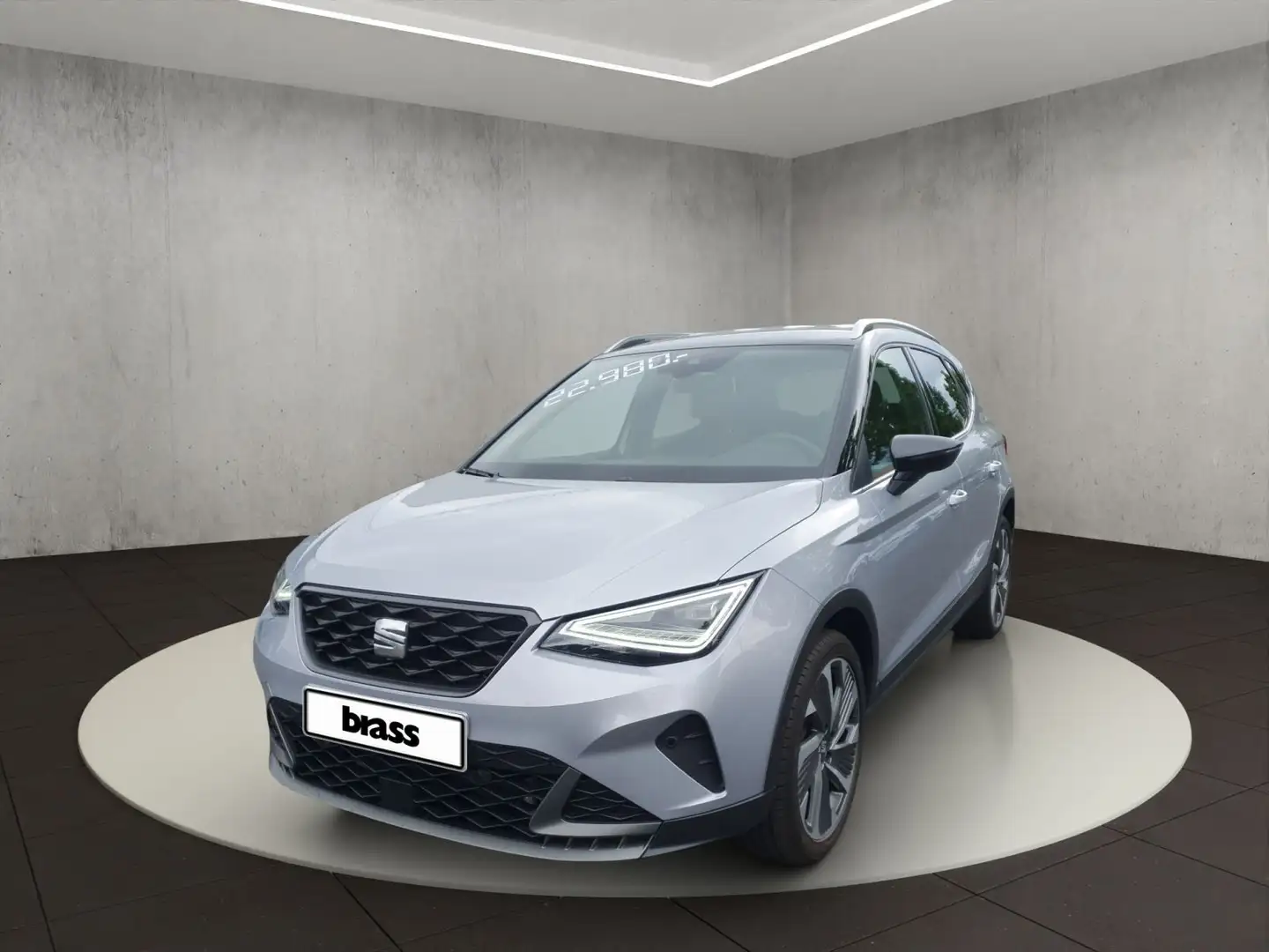 SEAT Arona FR 1.0 TSI FR Navigation Rückfahrkamera Silber - 1