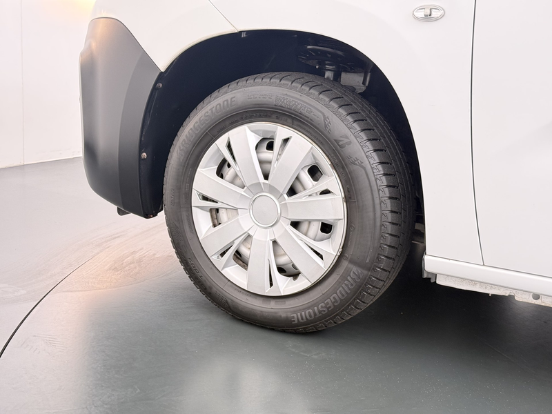 Peugeot Partner 1.2 PureTech Premium — photo 12