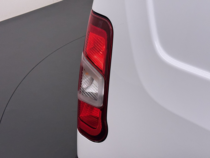 Peugeot Partner 1.2 PureTech Premium — photo 6
