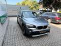 BMW X1 Baureihe X1 18 i sDrive Grau - thumbnail 2