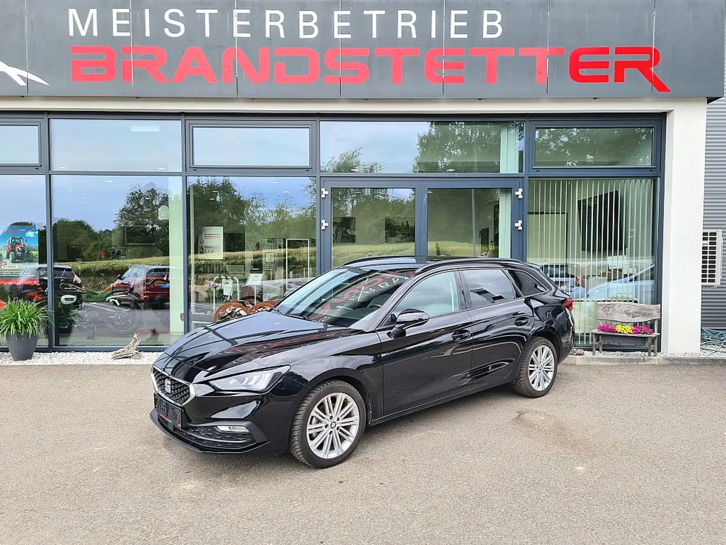 SEAT Leon SP 1,0 TSI Style Noir - 1