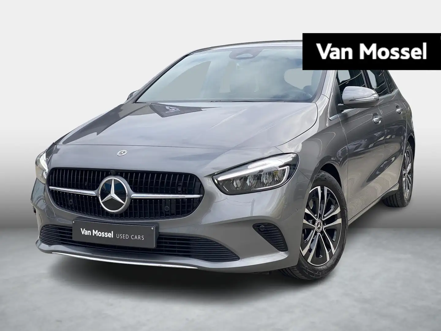 Mercedes-Benz B 180 B Business Line Grijs - 1