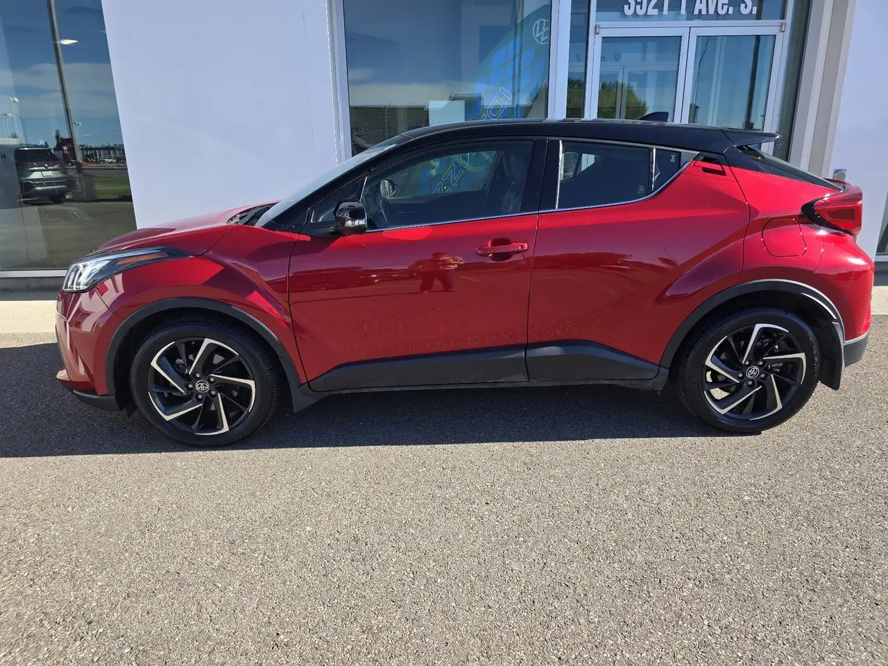 Toyota C-HR снимка Toyota C-HR