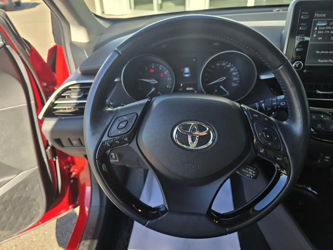 Toyota C-HR снимка Toyota C-HR