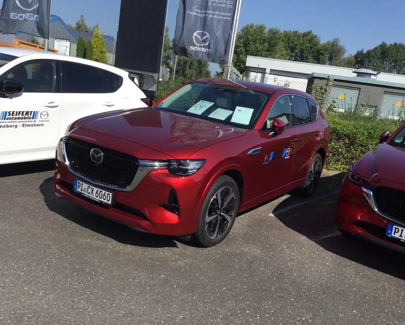 Mazda CX-60 3.3L e-SKYACTIV-D 200 8AT Takumi Vollausstattung Rouge - 2