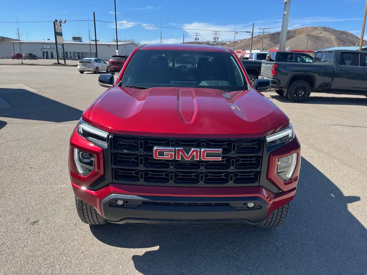 GMC Canyon снимка GMC Canyon