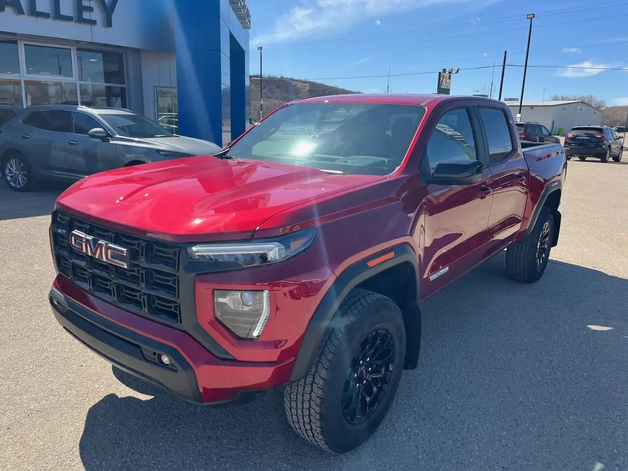 GMC Canyon снимка GMC Canyon