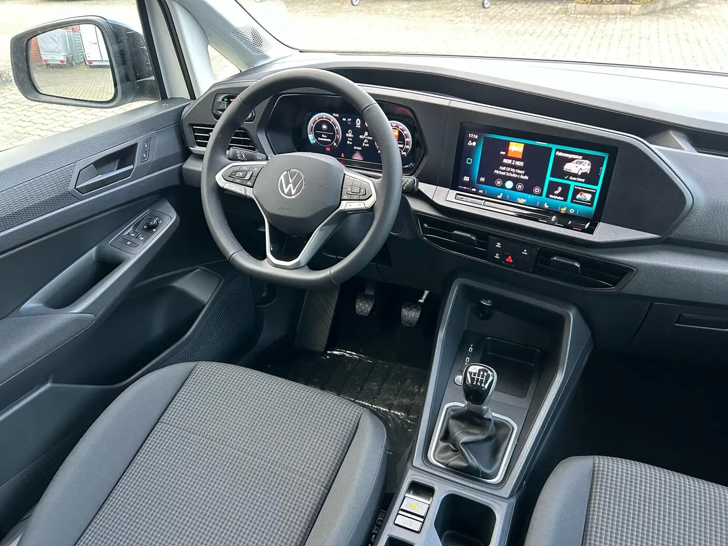 Volkswagen Caddy Kombi 1.5 TSI / AHK App-Connect Weiß - 2