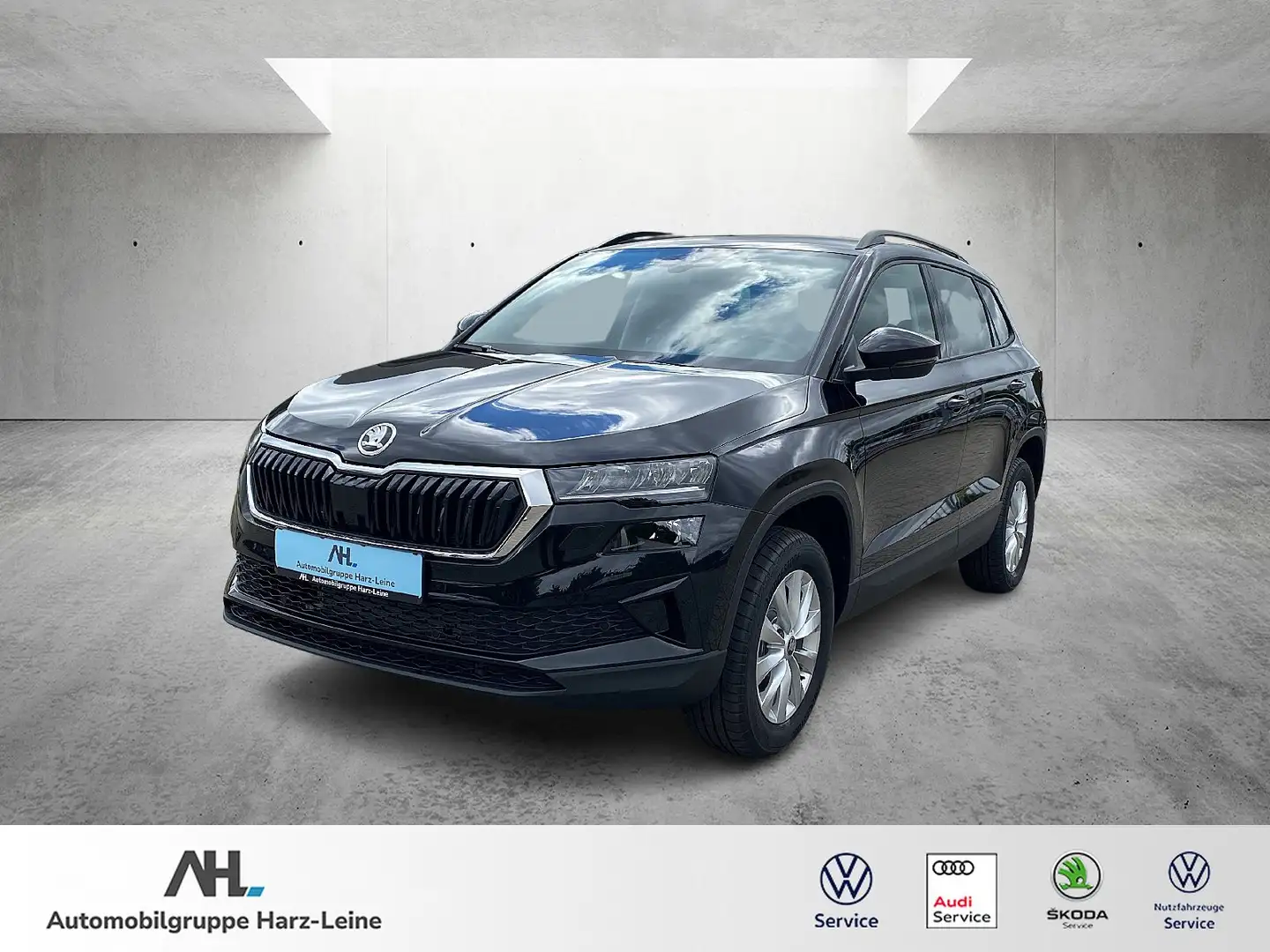 Skoda Karoq 1.5 TSI "Selection" DSG/AHK/RFK/PDC/GRA Noir - 1
