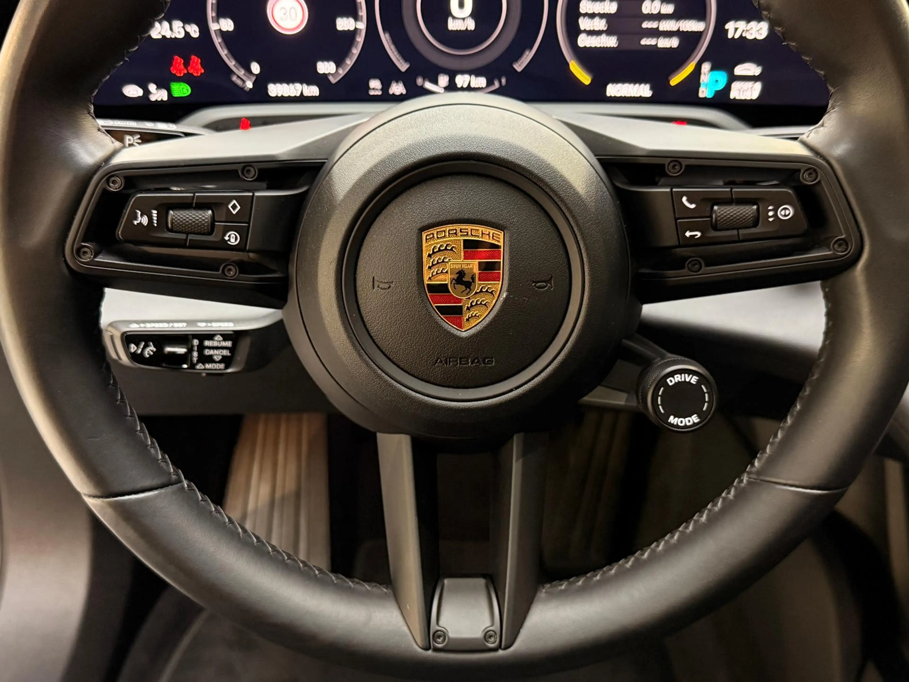 Porsche Taycan 4S Pano|Nachtsicht|innoDrive|Komfortzuga. — photo 15