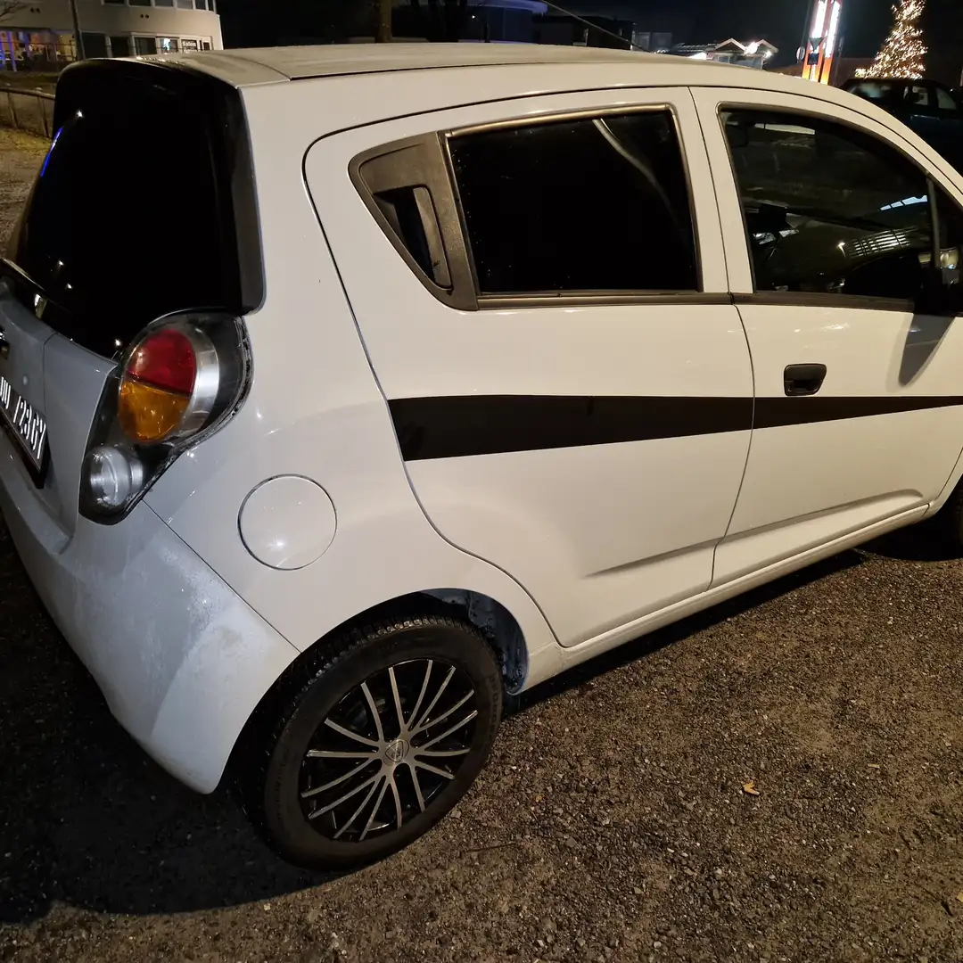 Chevrolet Spark 1,0 Weiß - 2