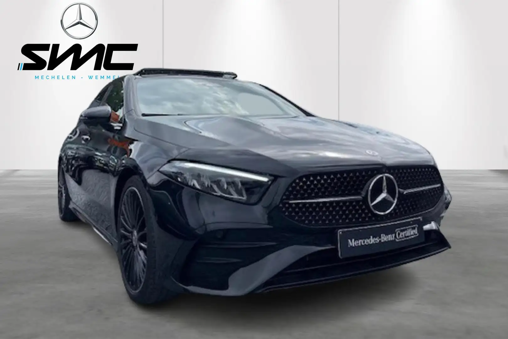 Mercedes-Benz A-Klasse Limousine AMG LINE Noir - 1