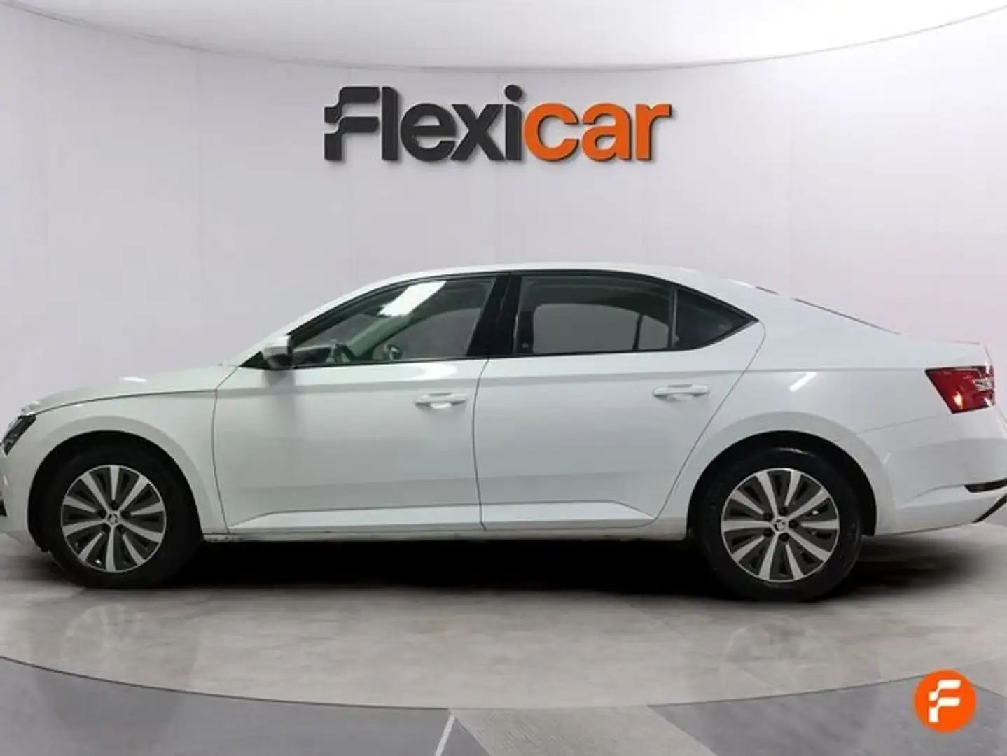 Skoda Superb Combi 2.0TDI Style 4x4 110kW Blanco - 2
