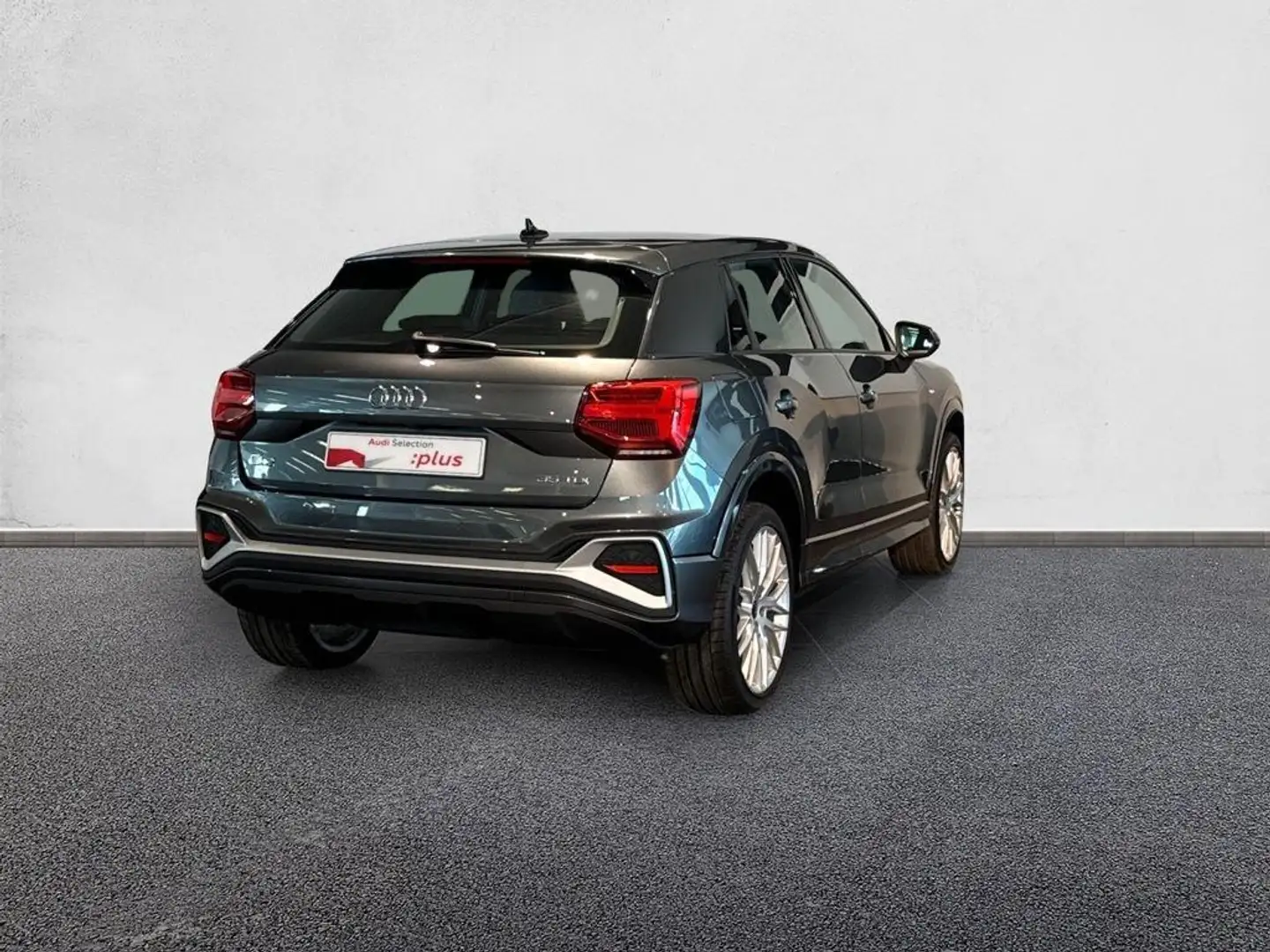 Audi Q2 35 TDI Adrenalin S tronic 110kW Gris - 2