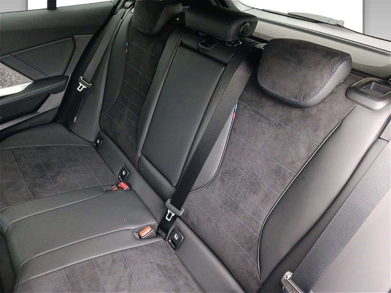 BMW 120 M Sport 19" DAB LED RFK Komfortzg. SHZ — photo 11