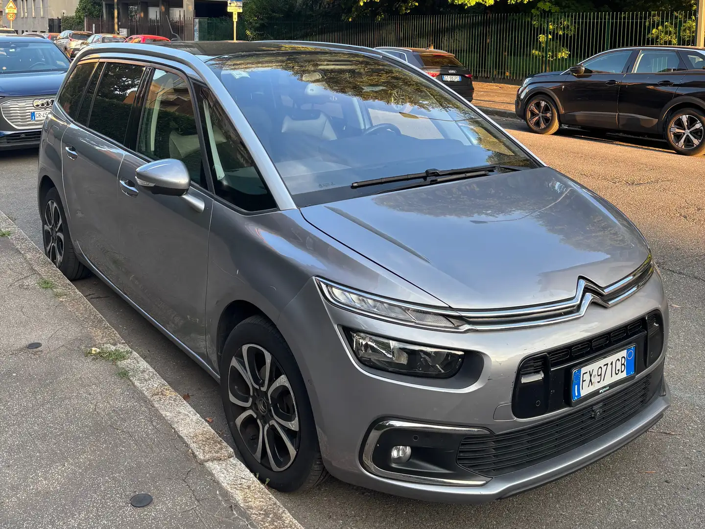 Citroen Grand C4 SpaceTourer C4 Grand Spacetourer 1.5 bluehdi Shine s Grigio - 2
