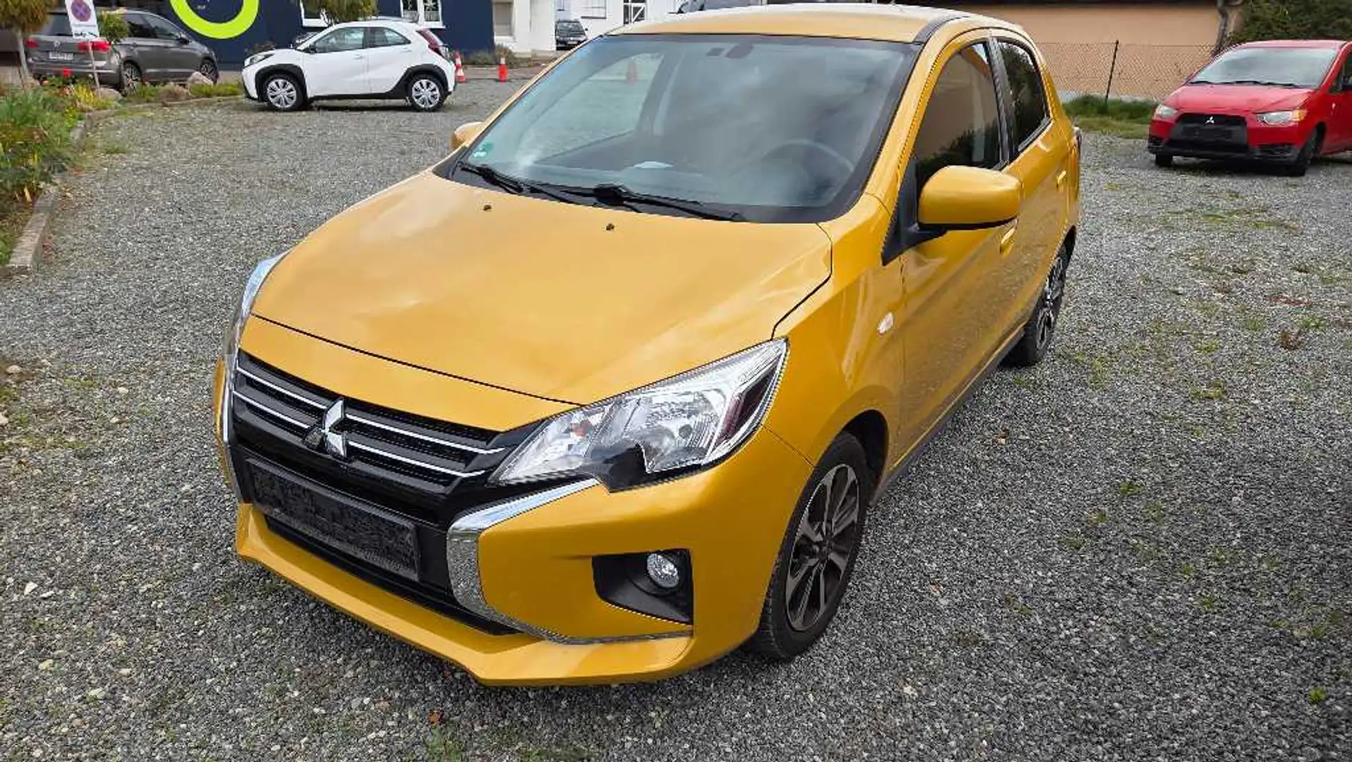 Mitsubishi Space Star Select+ 1.2 MIVEC ClearTec CVT Gelb - 2