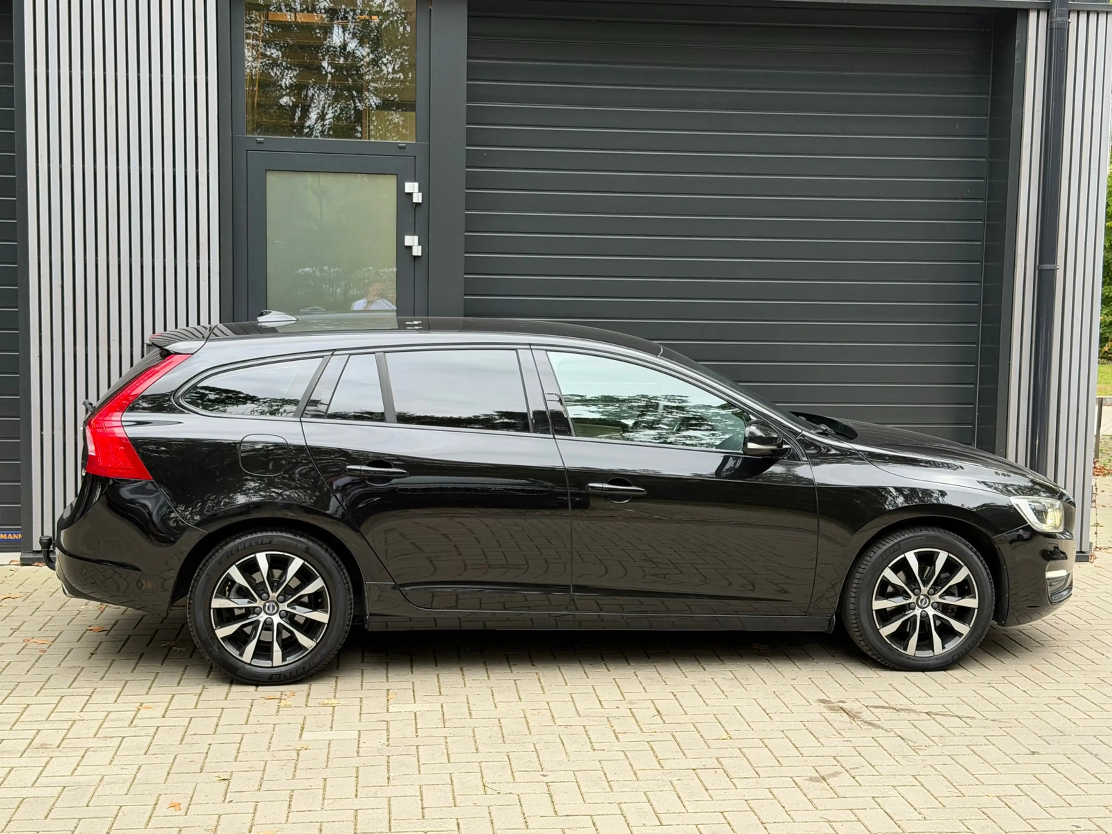Volvo V60 1.5 T3 Polar+ Dynamic — photo 8