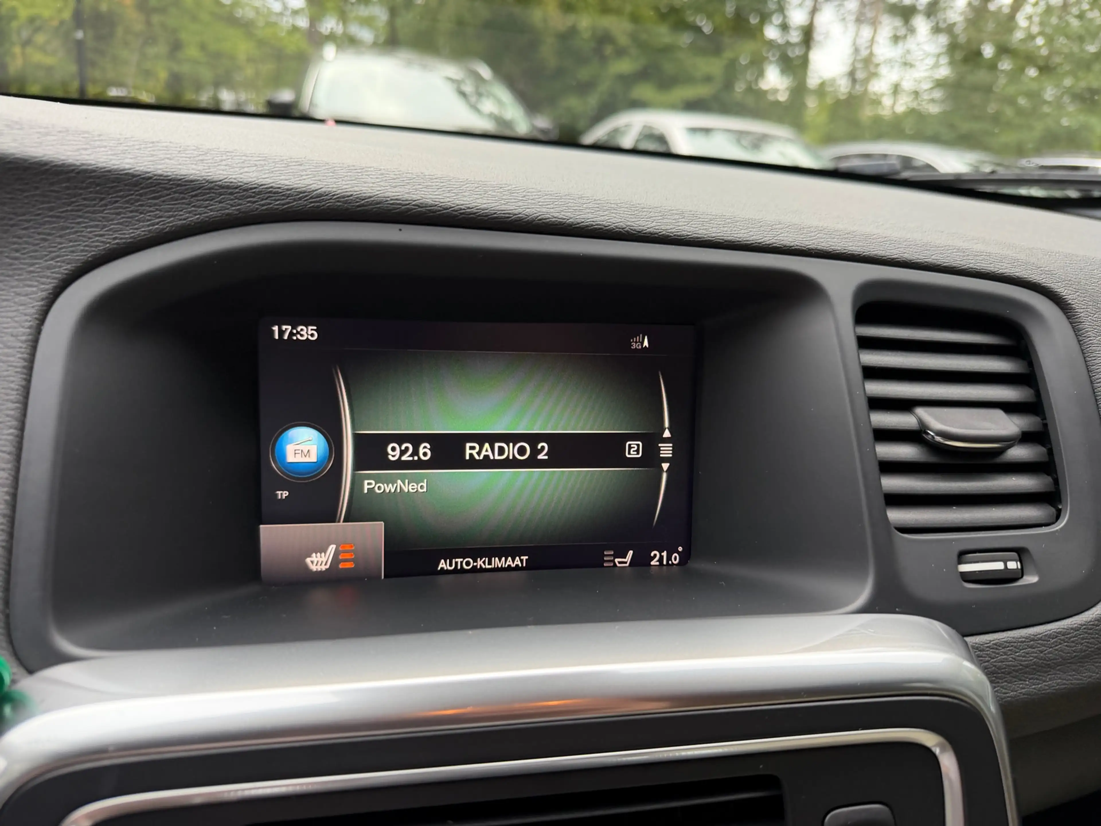 Volvo V60 1.5 T3 Polar+ Dynamic — photo 15
