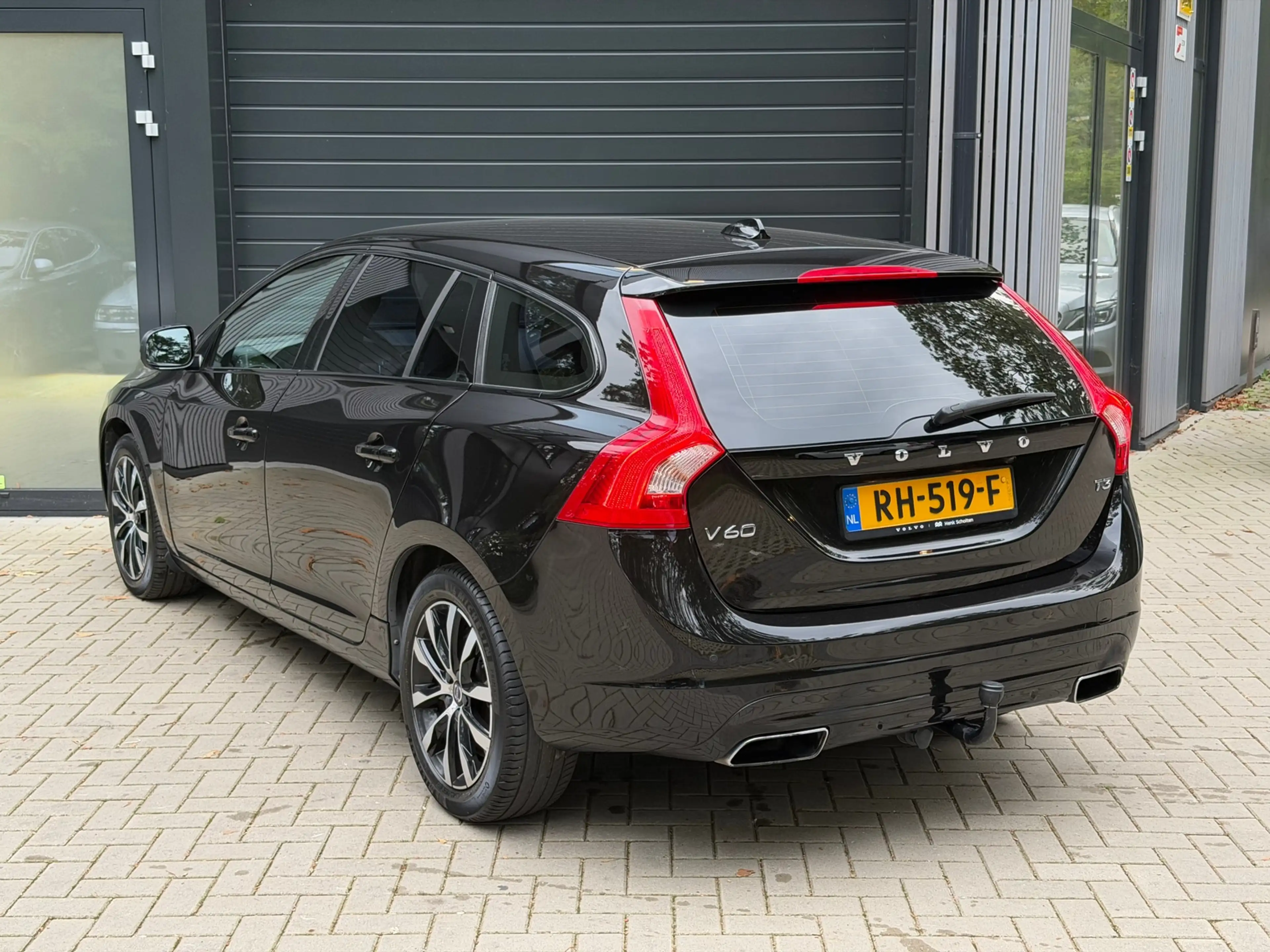 Volvo V60 1.5 T3 Polar+ Dynamic — photo 5