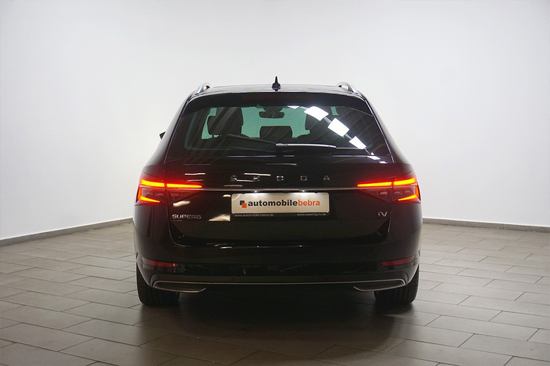 Skoda Superb 1.4eTSI iV L&K Virtual VOLL — photo 5