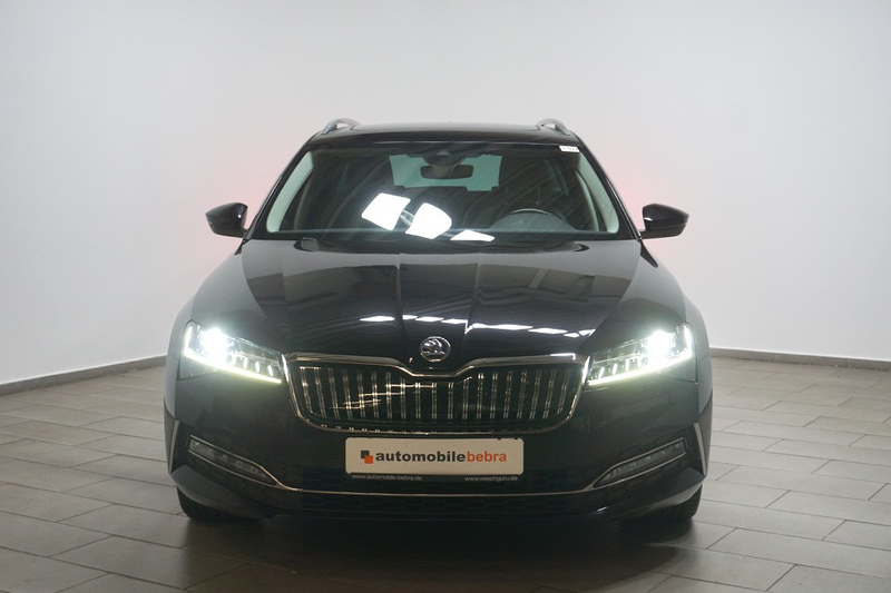Skoda Superb 1.4eTSI iV L&K Virtual VOLL — photo 2