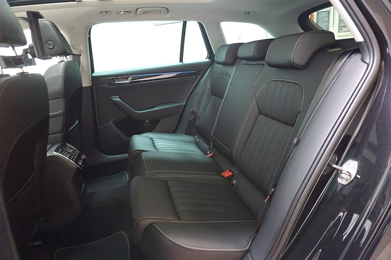 Skoda Superb 1.4eTSI iV L&K Virtual VOLL — photo 15